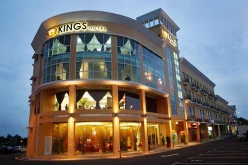 Kings Hotel Melaka Bagian luar foto